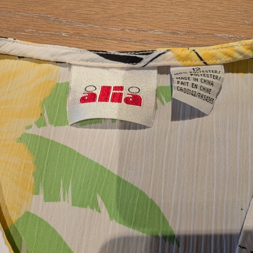 Vintage 90s Alia Abstract Tropical Button-Up Blouse – Size 12 - Picture 3 of 4